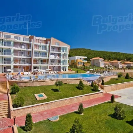 Apartament в комплексе сансет кошарица,солнечный берег *