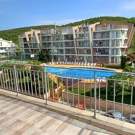 сансет кошарица: солнечный берег Apartment *